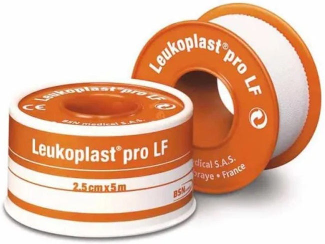 CEROTTO CHIRURGICO MEDICATO IN ROCCHETTO LEUKOPLAST PRO LF CON OSSIDO DI ZINCO 2,5X500 CM - Farmaciapacini.it