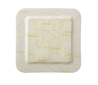 MEDICAZIONE BIATAIN IN SCHIUMA DI POLIURETANO CON BORDO ADESIVO IN SILICONE 10X10 CM 10 PEZZI - Farmaciapacini.it