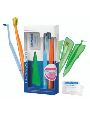 CURAPROX ORTHO KIT 1 SET COMPOSTO DA CS 5460 ORTHO+CS 1009 SINGLE+CPS ORTHO POCKET SET+ORTHO WAX - Farmaciapacini.it