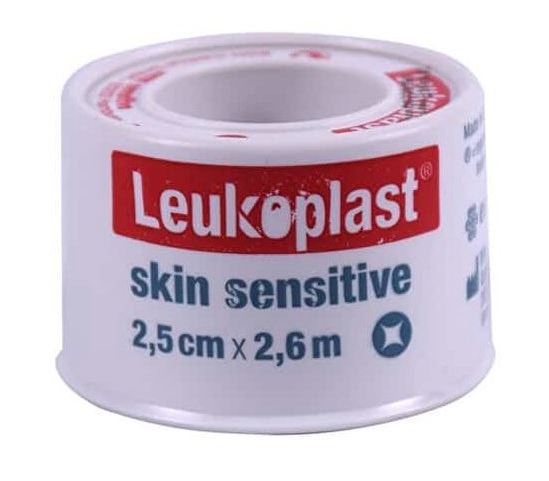 LEUKOPLAST SKIN SENSITIVE CEROTTO SU ROCCHETTO CON MASSA ADESIVA IN SILICONE M2,6 X 2,5CM 12 PEZZI - Farmaciapacini.it